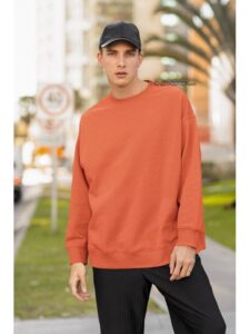 Áo Sweater Nữ Kết Hợp Với Quần Jeans