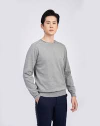 Phối Đồ với Áo Sweater và Quần Dài